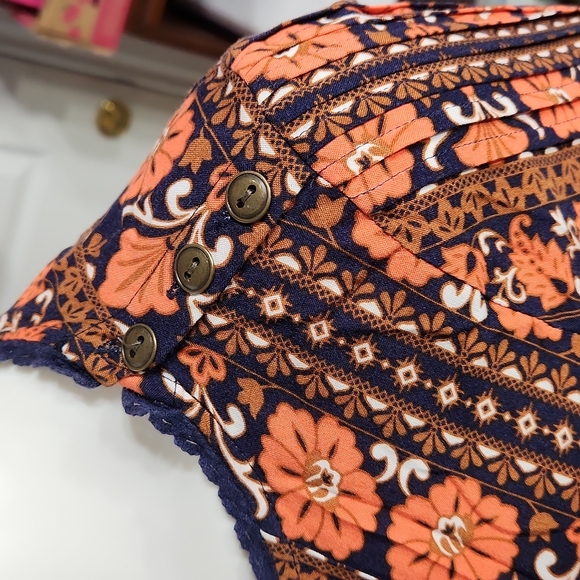 Matilda Jane "Once Upon A Time" Floral Long Sleeve with Center Front Crochet S - Picture 6 of 12